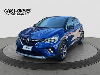 Usata Renault Captur Techno 145 CV (106 kW) 2022 Blu scuro SUV