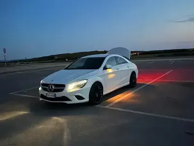 Usata Mercedes CLA200 2014 Bianco Coupé