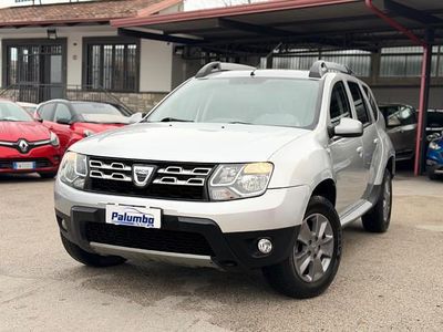 Usata Dacia Duster Lauréate 110 CV (80 kW) 2015 Grigio SUV