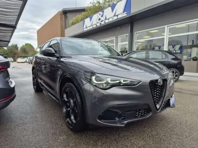 Nuova Alfa Romeo Stelvio Veloce 209 CV (153 kW) 2025 Grigio SUV