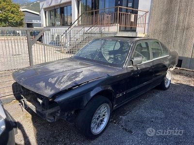 Usata BMW 535 Comfort Edition 212 CV (155 kW) 1988 Nero Berlina