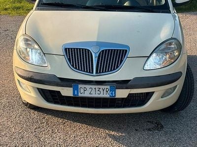 Usata Lancia Ypsilon 75 CV (55 kW) 2005 Utilitaria