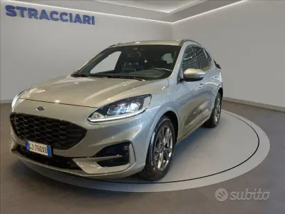 Usata Ford Kuga ST-Line 120 CV (88 kW) 2022 Grigio metallizzato SUV