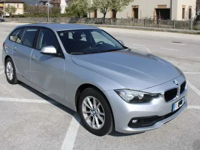 Usata BMW 318 Advantage 150 CV (110 kW) 2016 Grigio Station wagon