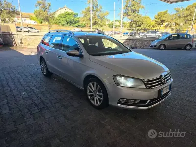 Usata VW Passat 140 CV (102 kW) 2011 Grigio Station wagon