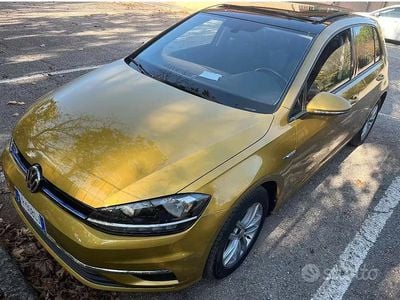 Brugt VW Golf VII Trendline 110 HK (80 kW) 2018 Gul Sedan