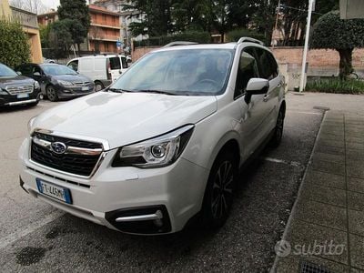 Usata Subaru Forester Premium 149 CV (109 kW) 2019 Bianco SUV