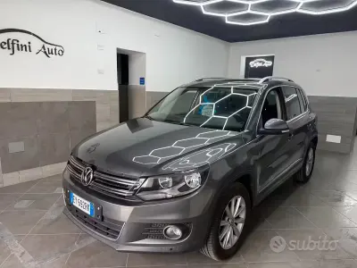 Usata VW Tiguan Sport 140 CV (102 kW) 2015 Grigio SUV
