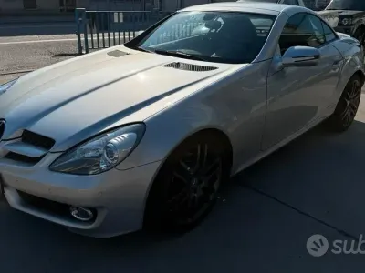 Usata Mercedes SLK200 184 CV (135 kW) 2009 Grigio Cabrio