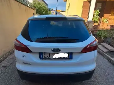 Usata Ford Focus 100 CV (73 kW) 2011 Station wagon