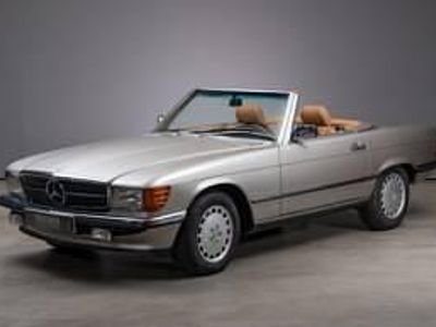 Usata Mercedes 560 230 CV (169 kW) 1987 Argento Cabrio