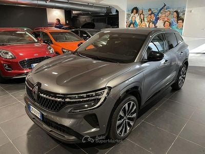 Usata Renault Austral Techno 200 CV (147 kW) 2023 Grigio SUV