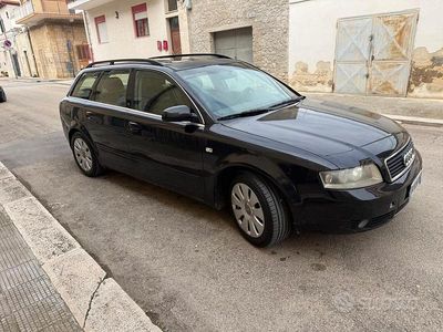 Usata Audi A4 130 CV (95 kW) 2002 Nero Station wagon