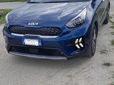 Usata Kia Niro 141 CV (103 kW) 2021 Blu SUV