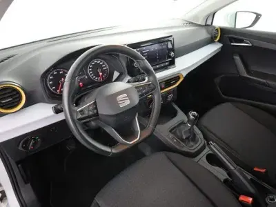 Usata Seat Ibiza Style 80 CV (58 kW) 2022 Bianco nevada Utilitaria