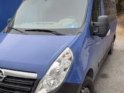 Usata Opel Movano 110 CV (80 kW) 2016 Blu/azzurro Monovolume