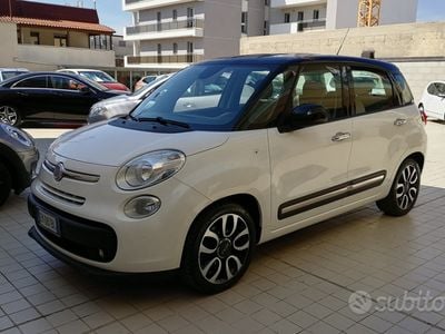 Usata Fiat 500L Lounge 95 CV (69 kW) 2012 Bianco Monovolume