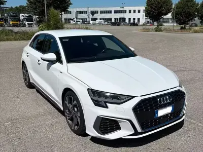 Usata Audi A3 S-Line 116 CV (85 kW) 2021 Berlina