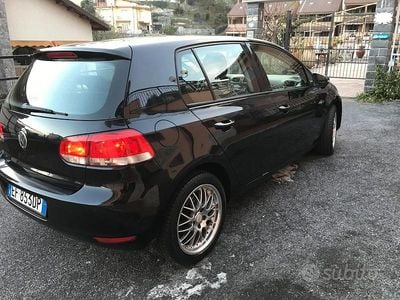 Usata VW Golf VI 110 CV (80 kW) 2010 Nero Utilitaria