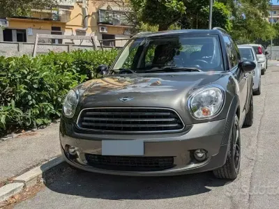 Usata Mini Countryman 111 CV (81 kW) 2014 Grigio SUV