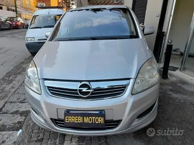 Usata Opel Zafira Cosmo 94 CV (69 kW) 2009 Grigio Monovolume