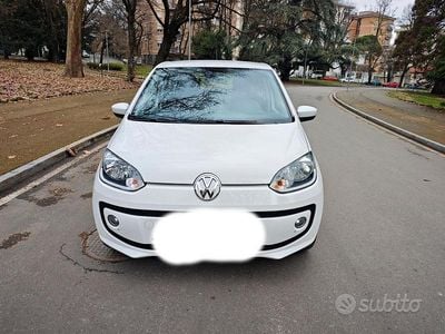 Usata VW up! Move 60 CV (44 kW) 2015 Bianco Utilitaria