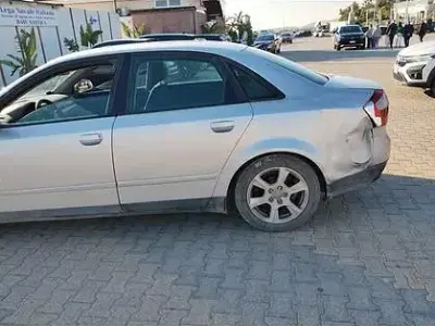 Usata Audi A4 2003 Grigio Berlina