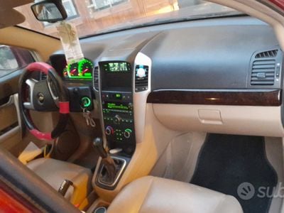 Usata Chevrolet Captiva 150 CV (110 kW) 2009 Rosso SUV