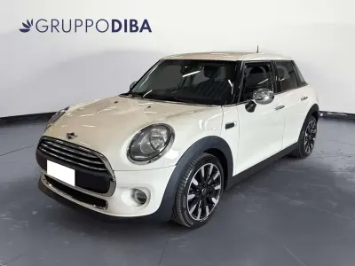Usata Mini One D Business 95 CV (69 kW) 2015 Bianco Utilitaria