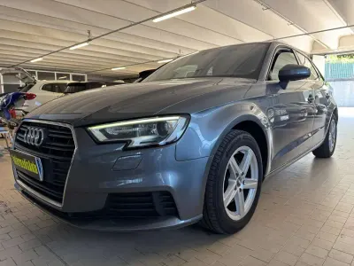 Usata Audi A3 Sport 116 CV (85 kW) 2017 Grigio Berlina