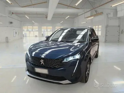 Usata Peugeot 3008 Allure 130 CV (95 kW) 2023 Bluazzurro SUV