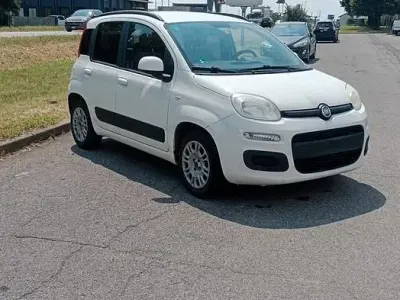 Usata Fiat Panda Pop 69 CV (50 kW) 2012 Bianco Utilitaria