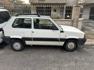 Usata Fiat Panda Young 54 CV (39 kW) 2002 Bianco Berlina
