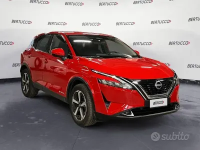 Usata Nissan Qashqai Acenta 190 CV (139 kW) 2023 Rosso SUV