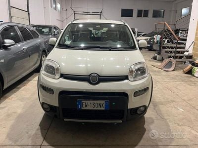 Usata Fiat Panda 4x4 S 74 CV (54 kW) 2014 Bianco Utilitaria