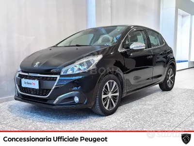 Usata Peugeot 208 Allure 110 CV (80 kW) 2018 Nero Utilitaria
