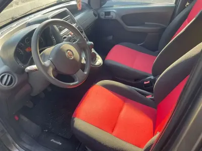 Usado Fiat Panda 4x4 Climbing 60 HP (44 kW) 2010 Cinzento Citadino
