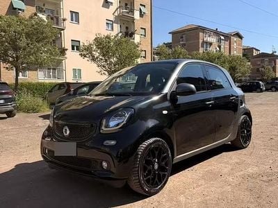 Usata Smart ForFour Passion 90 CV (66 kW) 2016 Nero Utilitaria