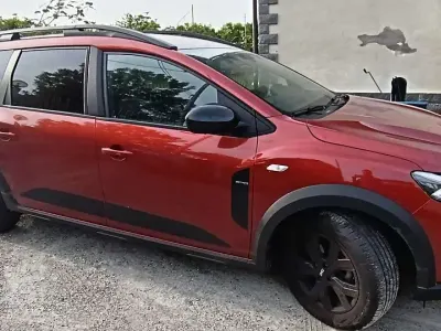 Usata Dacia Jogger Extreme 101 CV (74 kW) 2023 Monovolume