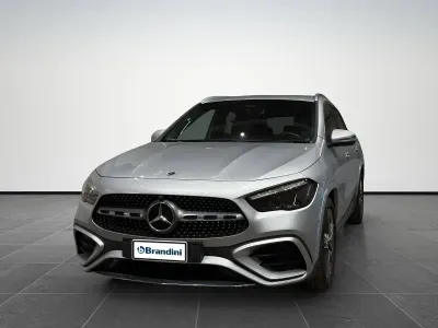 Usata Mercedes GLA200 Advanced Plus 150 CV (110 kW) 2024 Grigio SUV