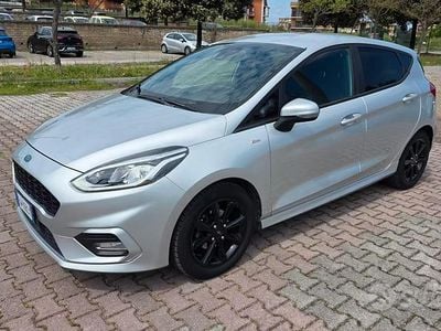 Usata Ford Fiesta ST-Line 85 CV (62 kW) 2019 Grigio Utilitaria