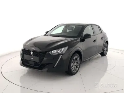 Usata Peugeot e-208