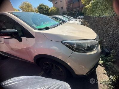 Usata Renault Captur 90 CV (66 kW) 2013 SUV