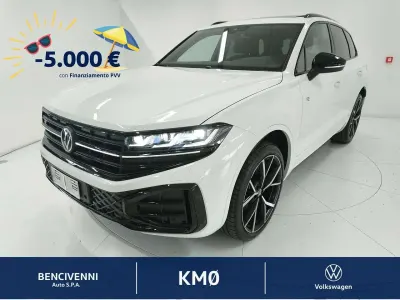 Nuova VW Touareg R-line 286 CV (210 kW) 2026 Bianco SUV