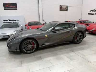 Usata Ferrari 812 799 CV (587 kW) 2020 Other Coupé