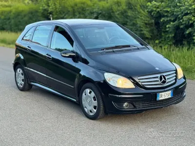 Occasion Mercedes B180 109 ch (80 kW) 2008 Noir Monospace