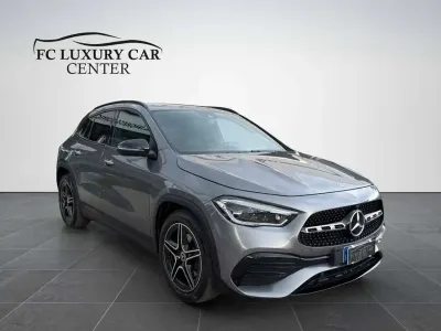 Usata Mercedes GLA200 Premium 150 CV (110 kW) 2020 Grigio SUV
