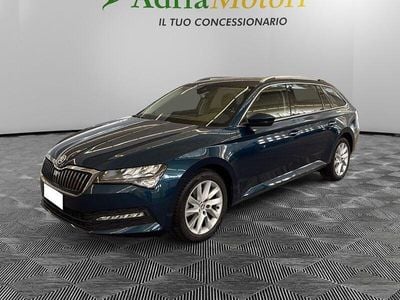 Usata Skoda Superb Executive 150 CV (110 kW) 2022 Blu Station wagon
