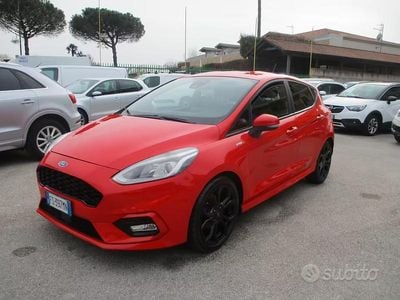 Usata Ford Fiesta ST-Line 86 CV (63 kW) 2018 Rosso Utilitaria