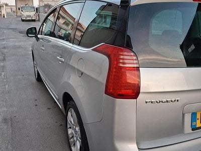 Usata Peugeot 5008 2010 Grigio Berlina